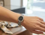 Reloj de acero inoxidable plateado - Imagen 3